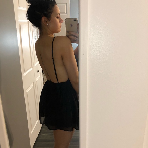 Black open back romper - Picture 4 of 5